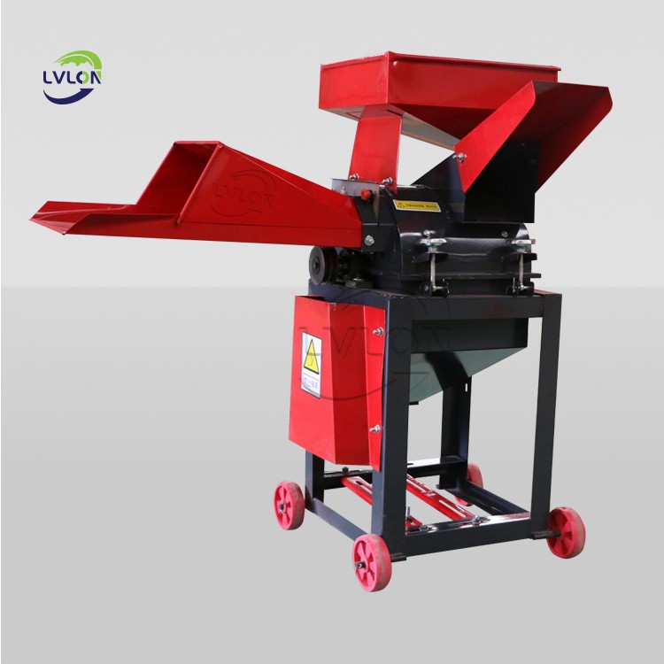 side-of-the-small-forage-chopper