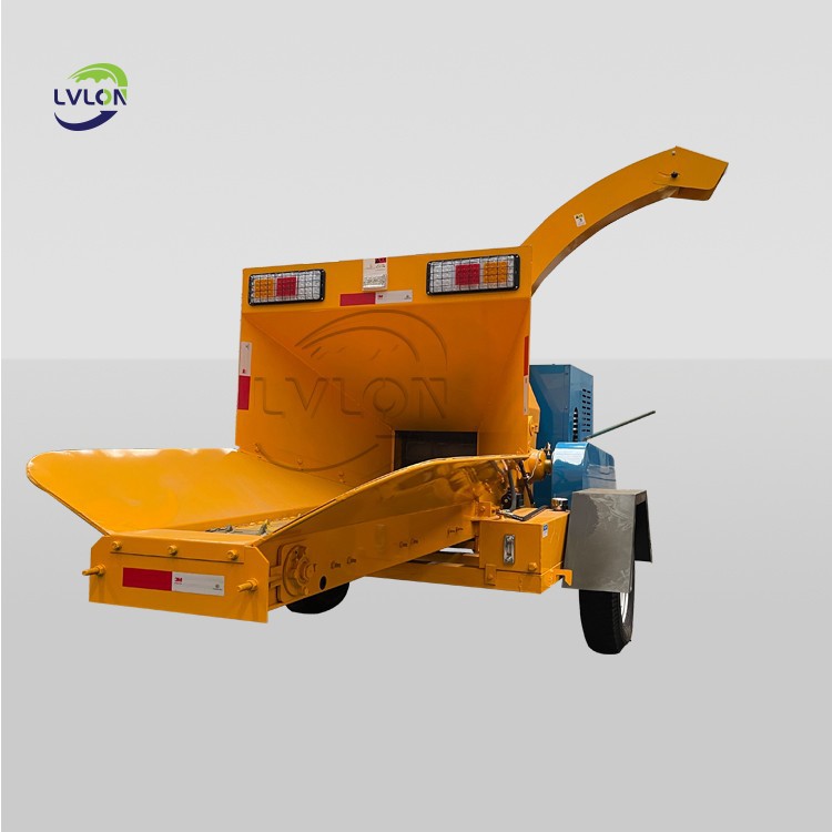 5-four-cylinder-diesel-powered-wood-shredder